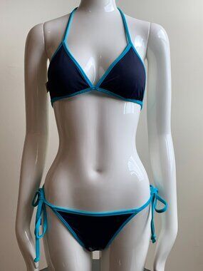 Aaron Chang Surfer wave bikini